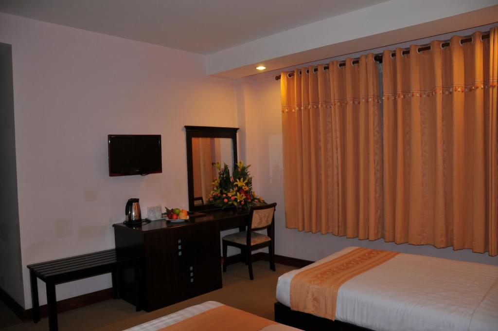 Dong Kinh A Hotel Хошимин Номер фото